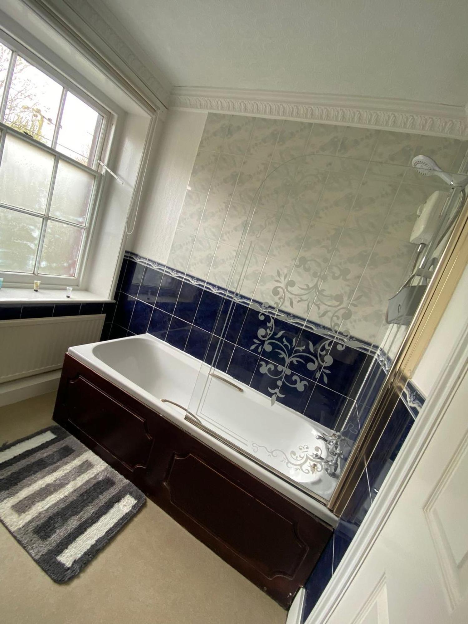 The Penruddocke Arms Bed & Breakfast Dinton  ภายนอก รูปภาพ