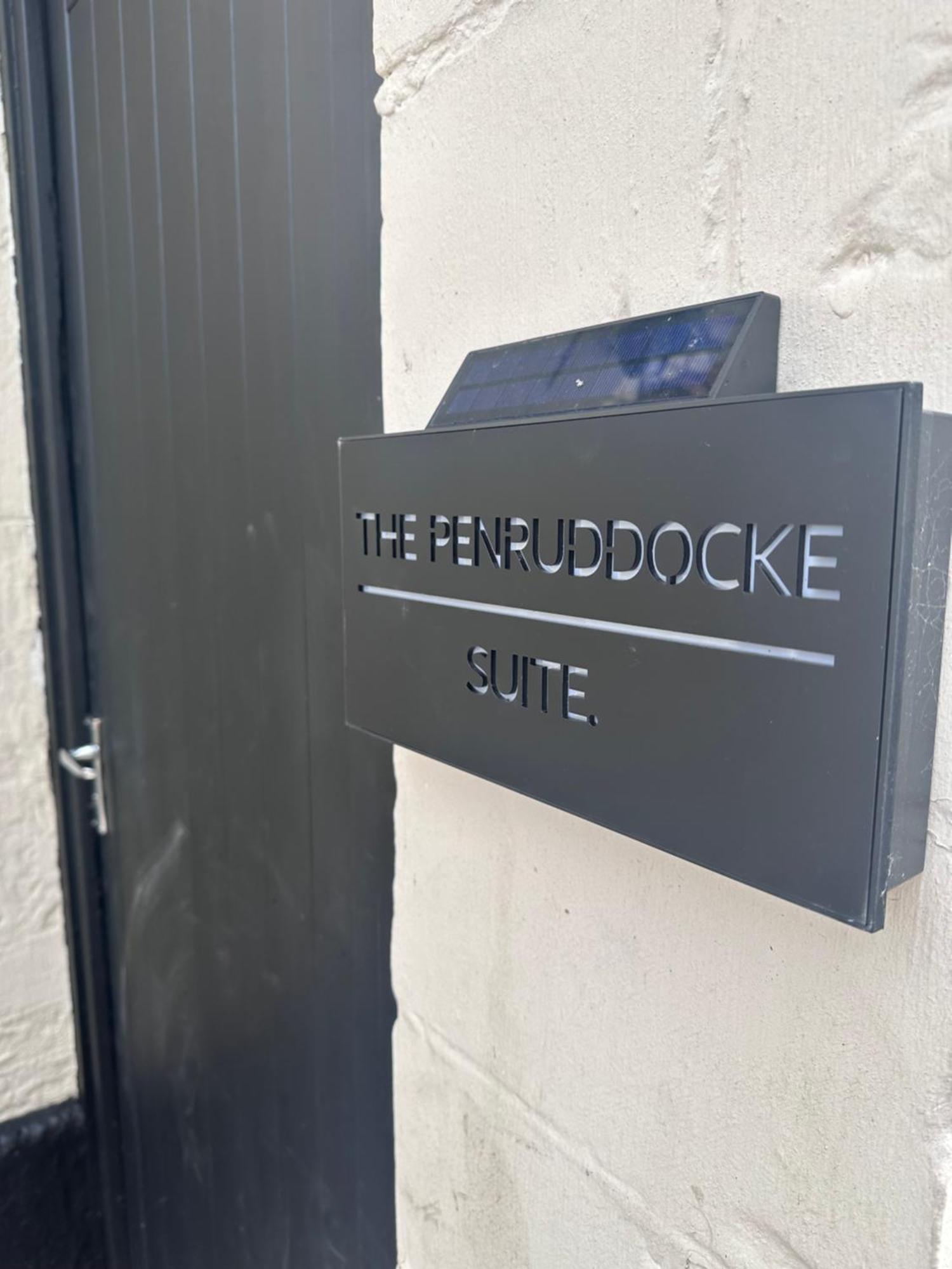 The Penruddocke Arms Bed & Breakfast Dinton  ภายนอก รูปภาพ